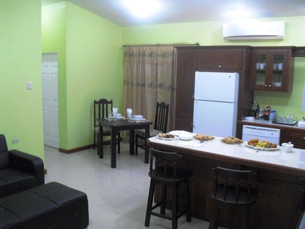 Piarco Village Suites Zewnętrze zdjęcie