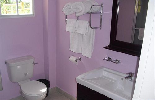 Piarco Village Suites Zewnętrze zdjęcie